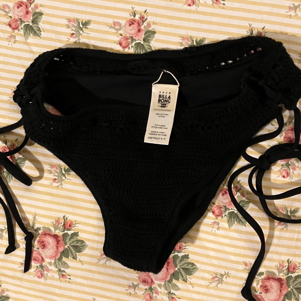 Billabong Black Crochet Swim Bottom have top to this separately listed